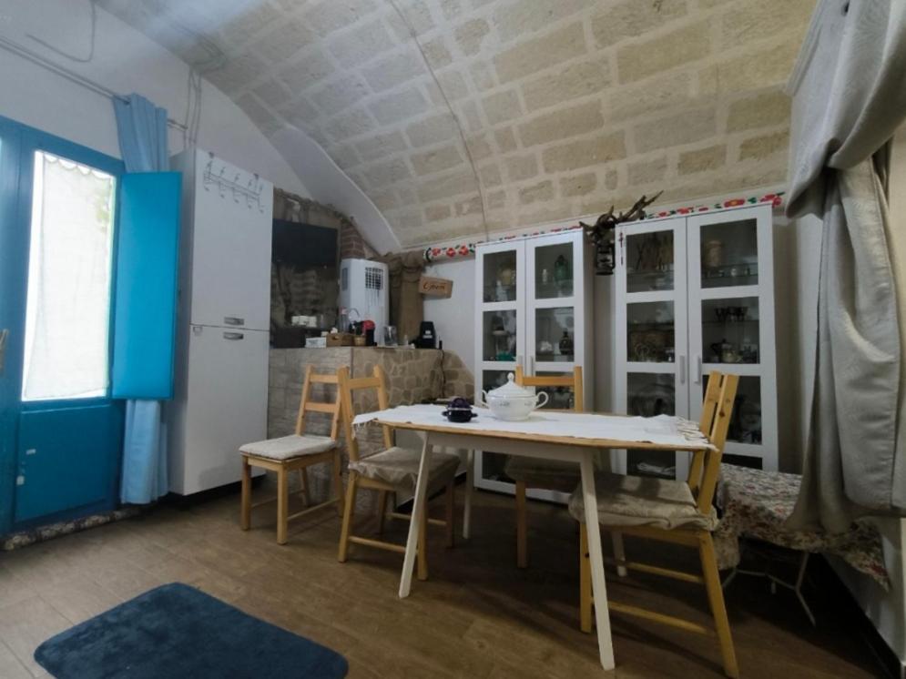 Kryptadion Villa Grottaglie Luaran gambar